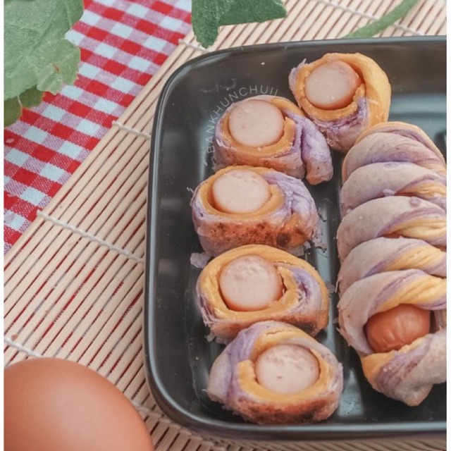 Bankhunchuii | บ้านคุณฉุย ขนมเปี๊ยะ Hotdog & Roll ไส้กรอกไก่รมควันห่อด้วยแป้งธัญพืช สูตรlowfat
