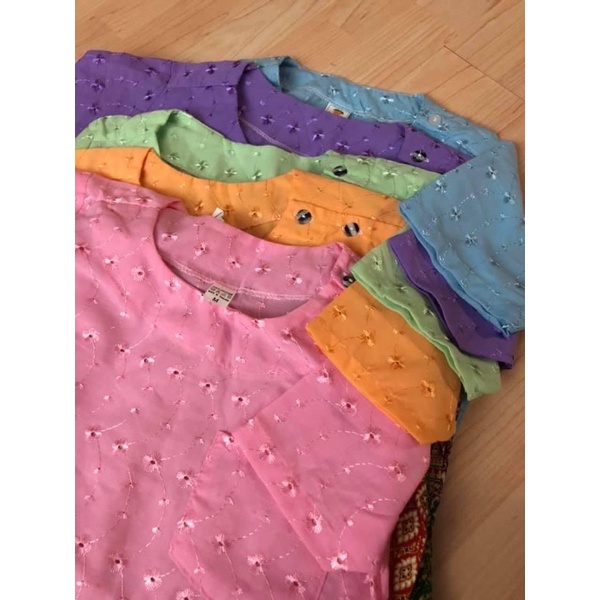 เสื้อลูกไม้เด็กผู้ชาย เสื้อใส่ไปโรงเรียนเด็กชาย  ผ้าลูกไม้ฉลุ อก26-42นิ้ว