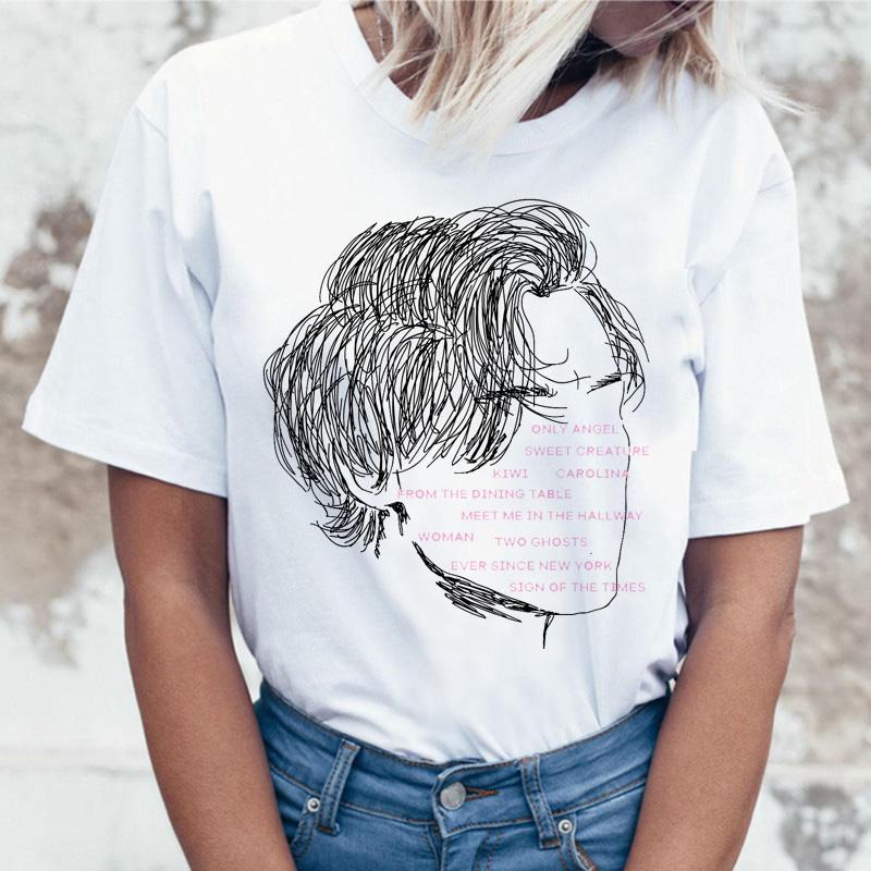 เสื้อยืดลําลองสําหรับสตรีแขนสั้นพิมพ์ลาย Harry Styles C