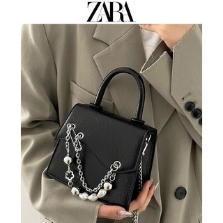 Zara กระเป๋าถือ กระเป๋าสะพายไหล่ ทรงสี่เหลี่ยม ขนาดเล็ก แต่งสายโซ่คล้อง สําหรับสตรี