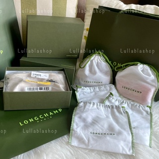 (แท้) กล่องของขวัญ/ถุงผ้าใบจิ๋ว Longchamp ของแท้ 💯% สำหรับสั่งพร้อมกระเป๋า **สินค้าอยู่ไทย