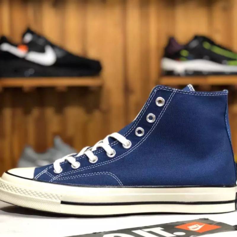 รองเท้าผ้าใบหุ้มข้อ Converse All Star Classic สีกรม