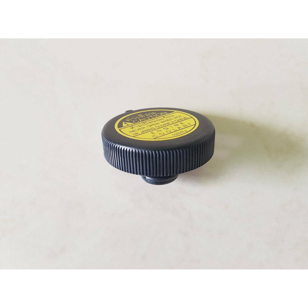 ฝาปิดกระป๋องพักน้ำ TOYOTA VIGO ดีเซล,TIGER D4D,COMMUTER,KDH22 อันละ95บาท