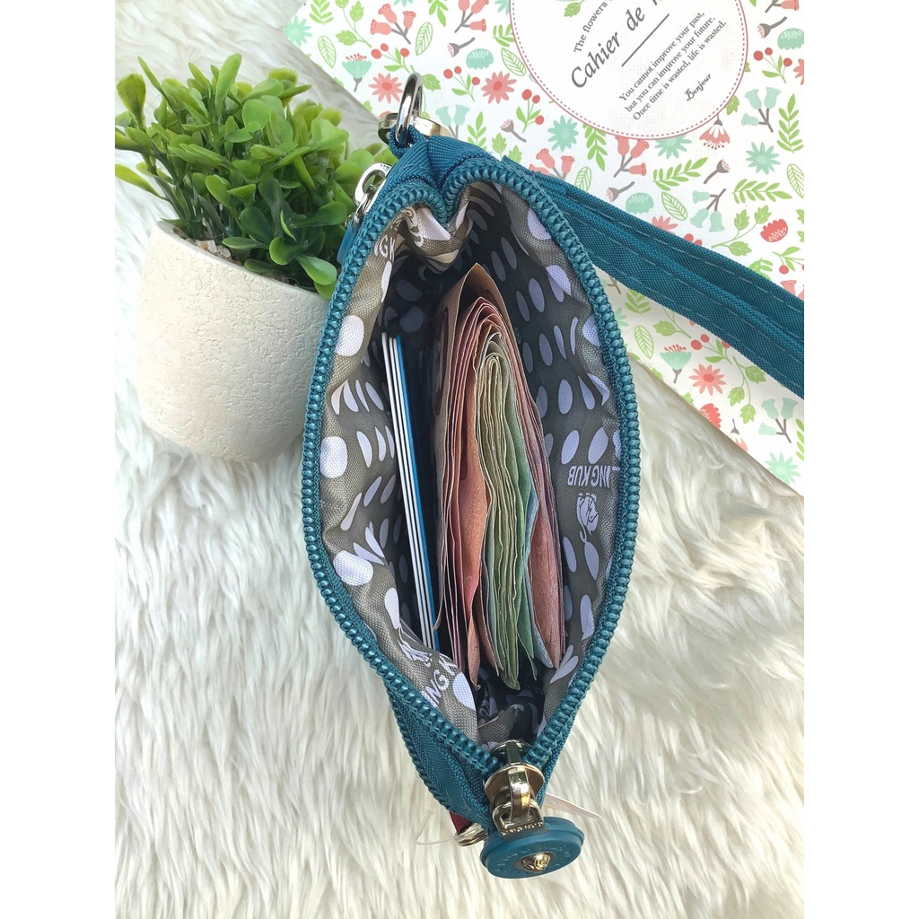 กระเป๋าผ้าใส่สตางค์ 2 ซิบ ขนาด ยาว 5.5 นิ้ว กว้าง 4.5 นิ้ว มีสายคล้องมือ ซิบหน้าใส่ธนบัตรพับครึ่งได้ #เหรียญสกรีน - รูปที่ 5