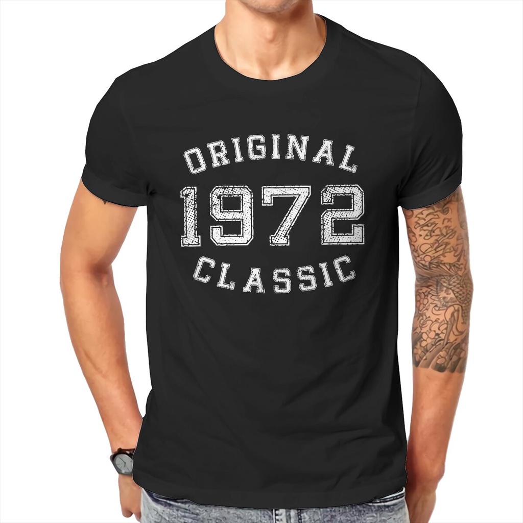 เสื้อตราหานคู่ ต้นฉบับคลาสสิก 1972 ย้อนยุควินเทจที่จําเป็นเสื้อยืดผู้ชายเกิดปีเกิดย้อนยุคที่น่าตื่นตาตื่นใจเสื้อยืดผ้าฝ้