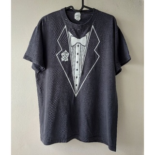 เสื้อยืดสีดำ สกรีนกวนๆ ไร้ข้าง สภาพ 90%