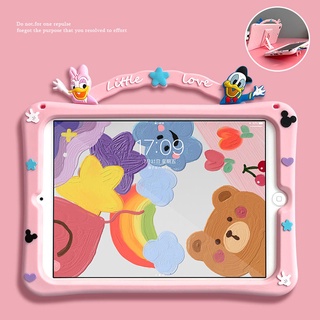 Rainbow For iPad 10.2 Gen9 Gen8 Gen7 Gen6 10.9 2022 Pro 11 2020 2021 10.5 9.7 2018 2017 Air 5 4 3 2 iPad10 iPad5 iPad6 ipad9 mini6 mini 1 2 3 4 mini5 เปลือก Cartoon Duffy bear Donald Duck Daisy Handle Soft TPU Case เคสซิลิโคน