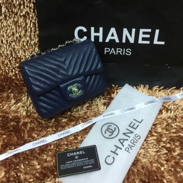 Chanel classic mini