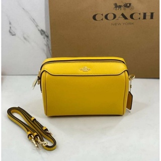 COACH BENNETT CROSSBODY IN SIGNATURE Leather