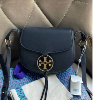 🎊💖🌇🚜@2,040.-📍(ลดพิเศษ 7 %) 💯 🛒🛒Big Discount 2022🛒🛒 💯Tory Burch Miller Metal Saddle Bag