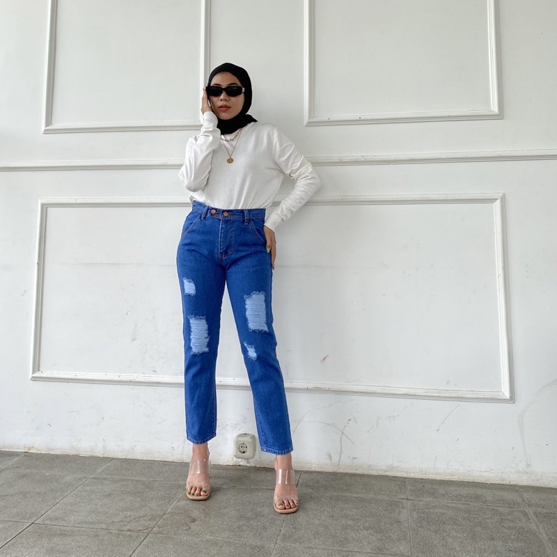 Zakiyastore - Becca Boyfriend Jeans - Ripped Boyfriend Jeans