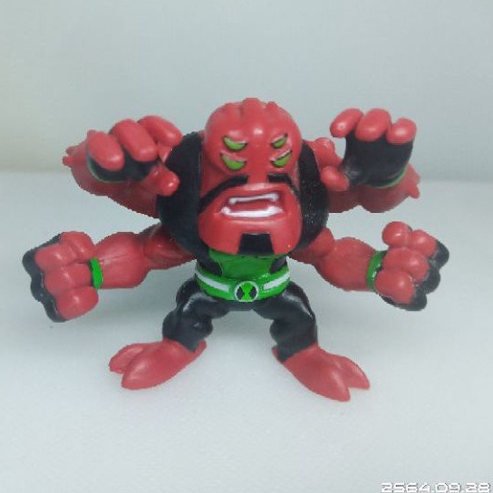 เบ็นเท็นงานแท้ความสูง 4 เซนติเมตร