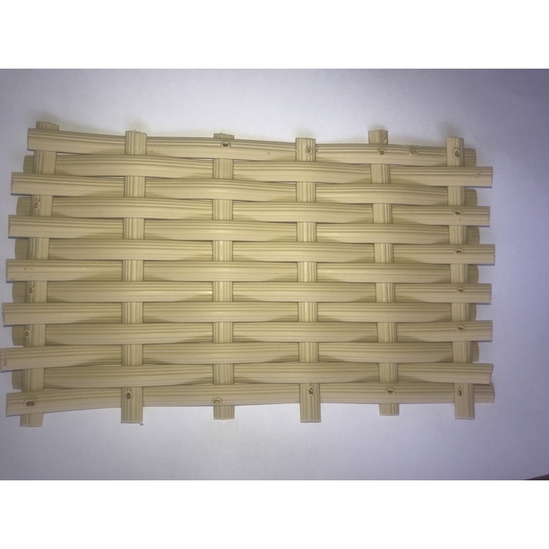 สีเบจ(OSK713) เส้นหวายเทียม เส้นแบนนูน ผิวลายเส้น ขนาด 7 มิล หนา 1.3 มิล