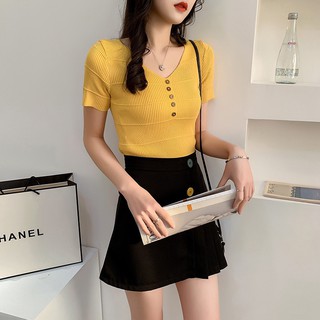 ELAND_SHOPเสื้อไหมพรม  เสื้อคอวี เสื้อยืดคอวีสีพื้น ผ้าไหมพรม Free Size เสื้อยืดผู้หญิงแต่งกระดุม