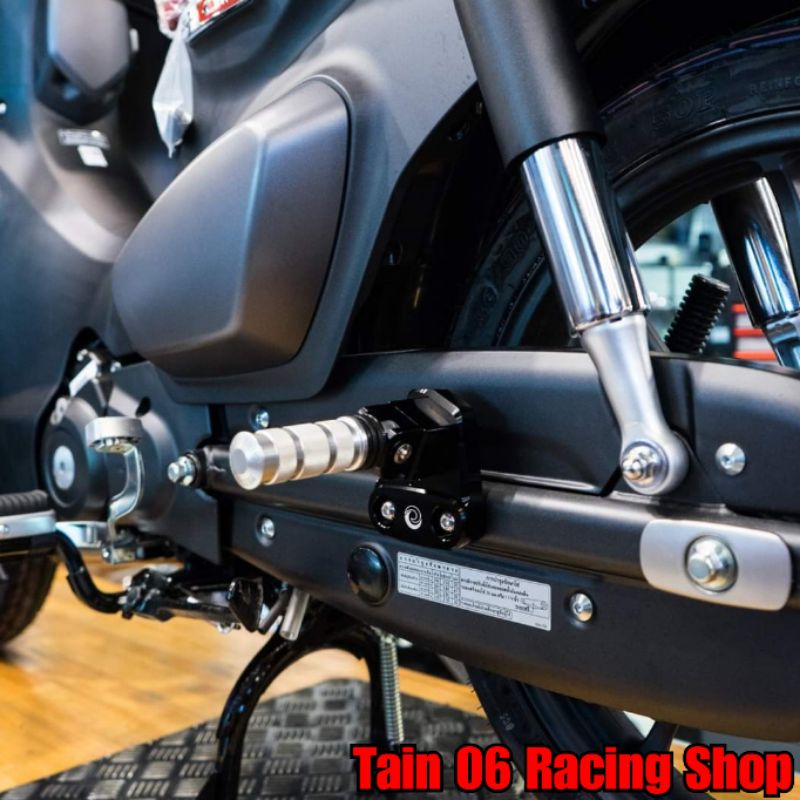 พักเท้าหลัง แบบยึดสวิงอาร์ม / C-125 / CT-125 [Revolution]