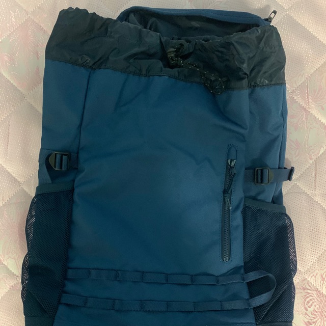 กระเป๋าสะพาย converse