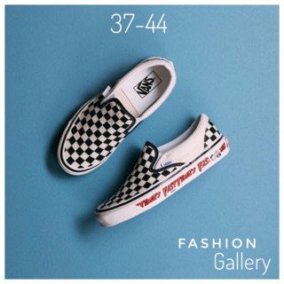 **มีเก็บปลายทาง** รองเท้าผ้าใบ Vans Slip on แบบสวม ลายคลาสิค สุดฮิต ใส่ได้ทั้งผู้ชายและผู้หญิง สินค้าพร้อมส่ง