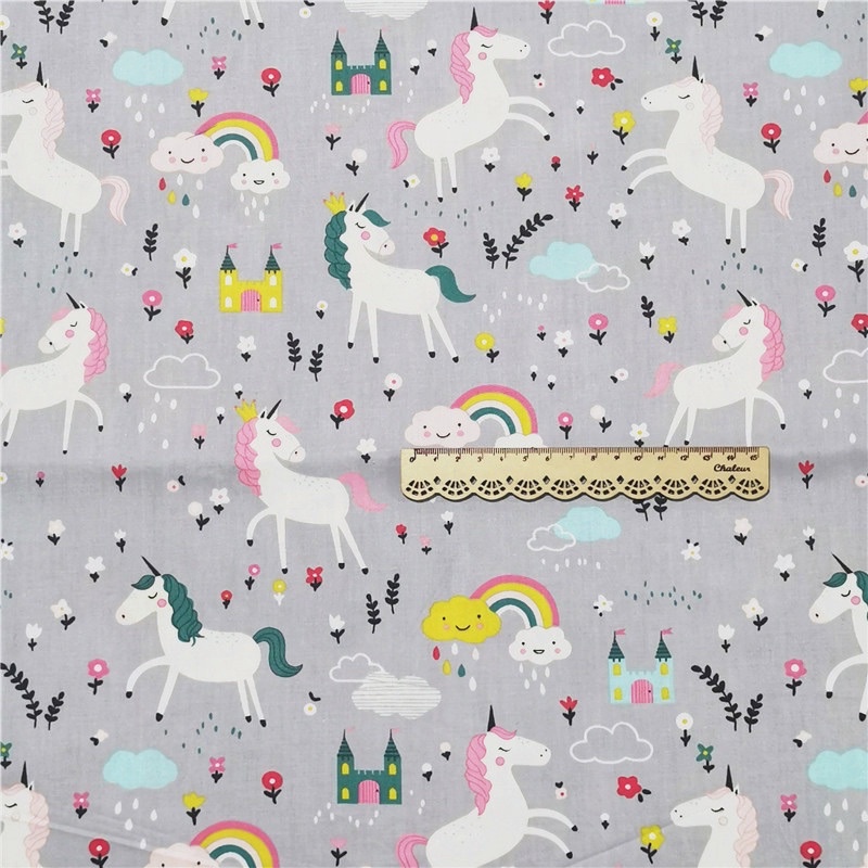 ผ้าคอตตอน 100% ทอทวิล ผ้าเมตร พิมพ์ลายดอกไม้ หน้ากว้าง 160 เซนติเมตร หรือ 63นิ้ว