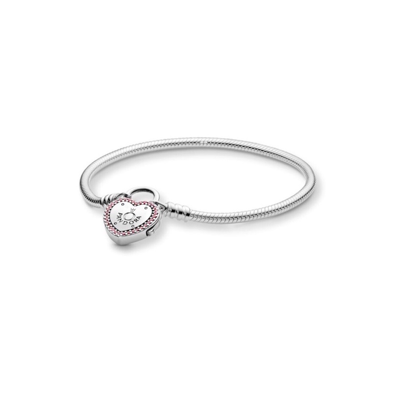 สร้อยข้อมือ Pandora Moments Heart Clasp Snake Chain เงินสเตอร์ลิง 925 ขนาด 17-19 ซม.