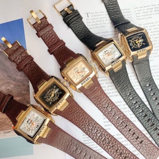 ⏰ DIESEL ⏰  - นาฬิกาสายหนัง มีช่องบอกวันที่