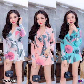 TT12286 เสื้อสูทคอปก ลายดอก แต่งกระดุมด้านหน้า Floral print suit jacket with buttoned front