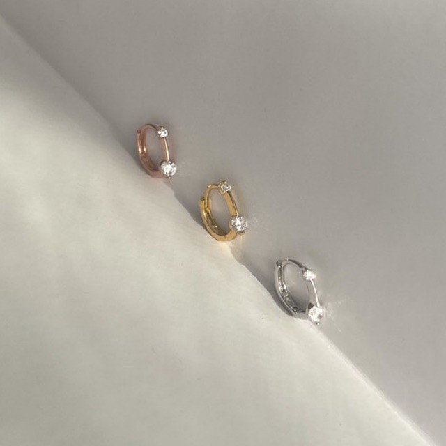 A.piece ต่างหูเงินแท้ [all silver 925] Double crystal one-touch