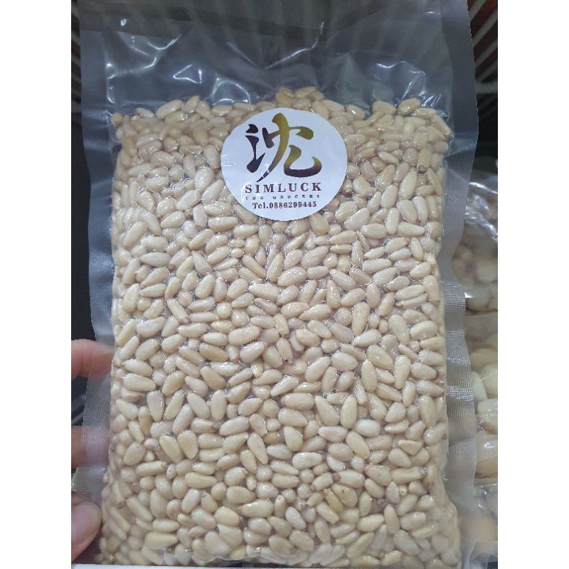 เม็ดสน (Premium Pine Nut) บรรจุ 500 g
