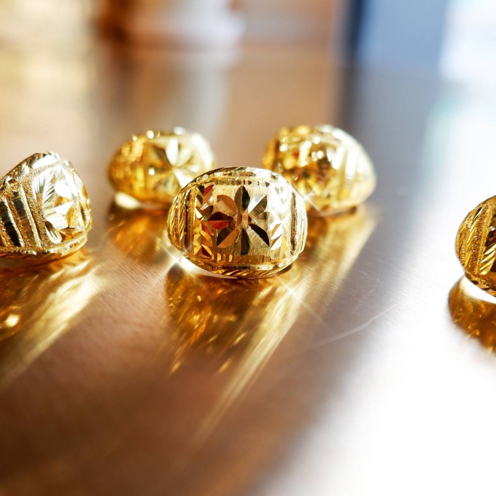 SHINING GOLD แหวนทองคละลาย (ทักแชทเลือกลายก่อนสั่งซื้อ) น้ำหนัก 1 สลึง ทองคำแท้ 96.5%