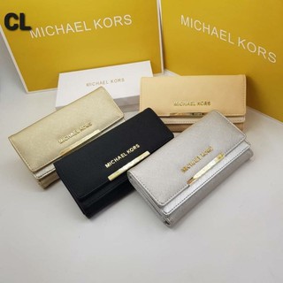 เช็คสต๊อกก่อนกดสั่ง#กระเป๋าตังค์ MK#กระเป๋าสตางค์Michael Kors#กระเป๋าตังค์ใบยาว#กระเป๋าตังค์ใบยาว3พับ#กระเป๋าตังค์3พับ