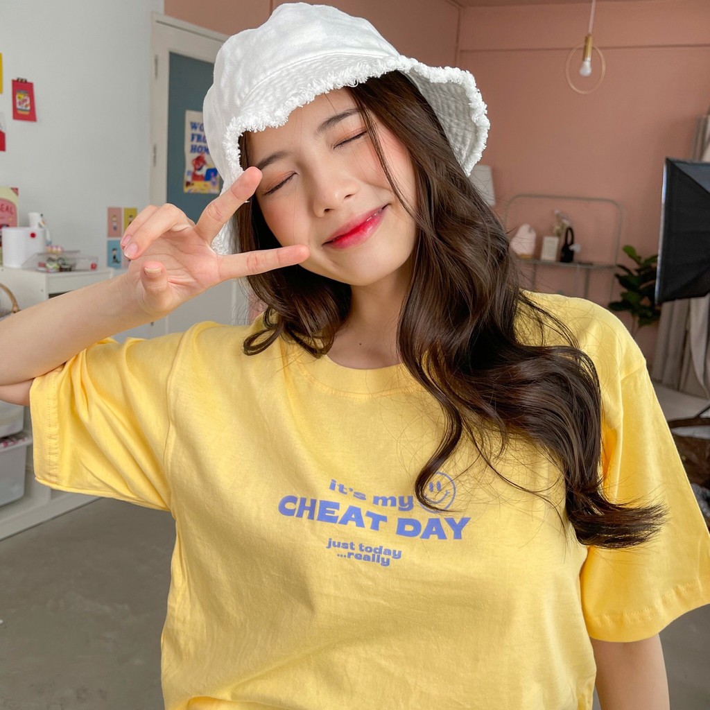 Live231# เสื้อคัตตอล มีหลายสี “ชีทเดย์” สไตล์เกาหลี Dream Big Tshirt โอเวอร์ไซน์ สาวอวบใส่ได้ พร้อมส่ง คอกลม ผ้านุ่ม