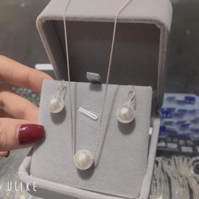 ชุดเครื่องประดับรวมสร้อยคอและต่างหูตะขอ - Hoa เถาทองและเงินเครื่องประดับ