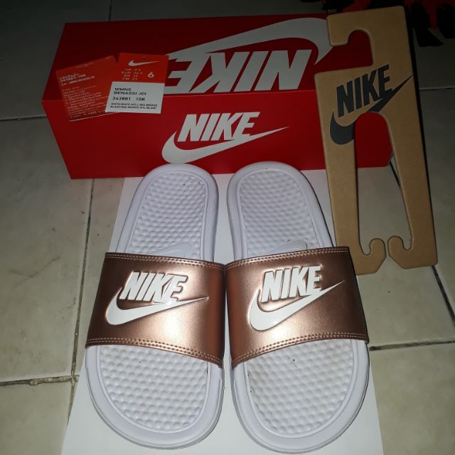 รองเท้าแตะไนกี้ Nike ของแท้ 100%