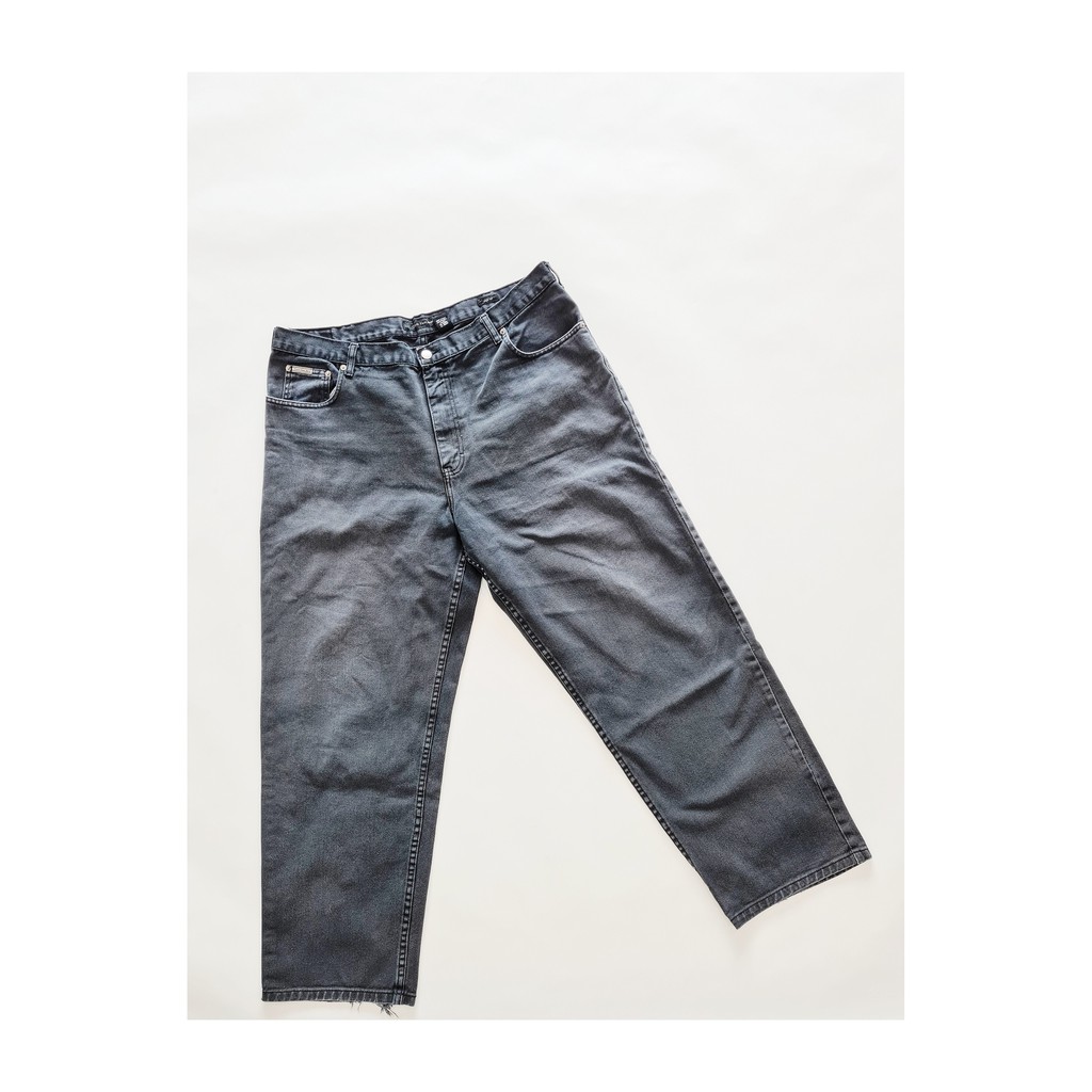 กางเกงยีนส์เอว 38" สีดำฟอก Clavin Klein jeans มือ2 ซักแล้วพร้อมใส่ / No.05