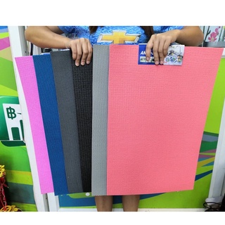 ANTI SLIP MAT แผ่นยางรองกันลื่น ขนาด 40x60 cm สำหรับปูรองพื้นกันลื่น ผลิตจาก PVC ส่งคละสี