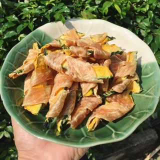 ไก่พันฟักทองญี่ปุ่น บำรุงสายตา (ขนมสุนัข,ขนมหมา,ขนมแมว,อาหารสุนัข)สุนัขเป็นโรคไตทานได้ บำรุงสายตา