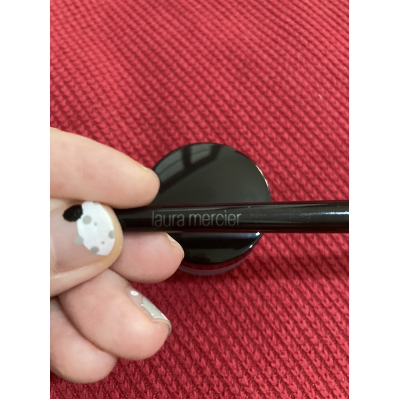 แปรงปัดlaura mercier+แป้งกระปุกจิ๋วพกเดินทาง