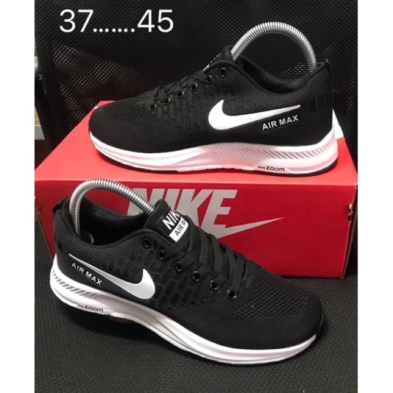 รองเท้าNike airmax zoom ใส่ได้ทั้งผู้หญิง~ชาย 