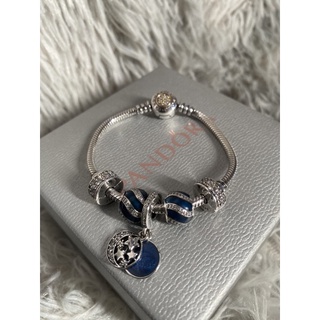 (used) สร้อยข้อมือ Pandora พร้อม Charms แท้💯