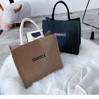 กระเป๋าผ้าลดโลกร้อนสวยงาม_MERCI งานดีไม่ย้วย(พร้อมส่ง)