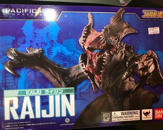 BANDAI Tamashii Pacific Rim Uprising Kaiju Raiju ของเเท้