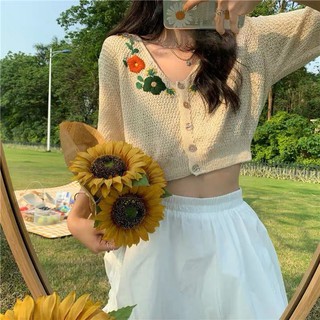 🌼 เสื้อครอปคาร์ดิแกนถัก ปักลายดอกไม้ 🌼