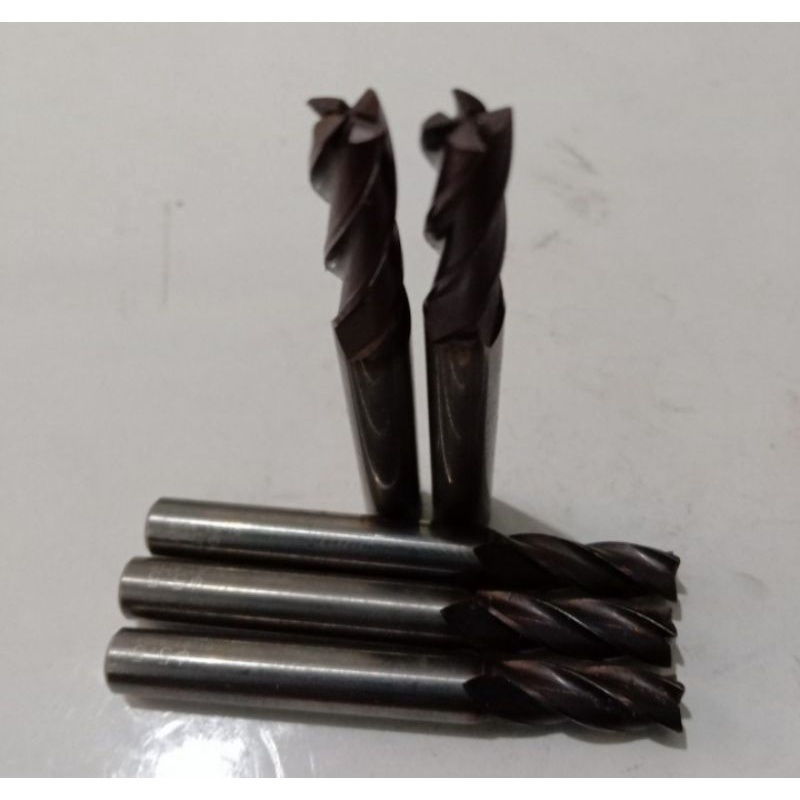 เหยื่อตกปลา Endmill carbaite D 5.5mm 4flute มือสอง