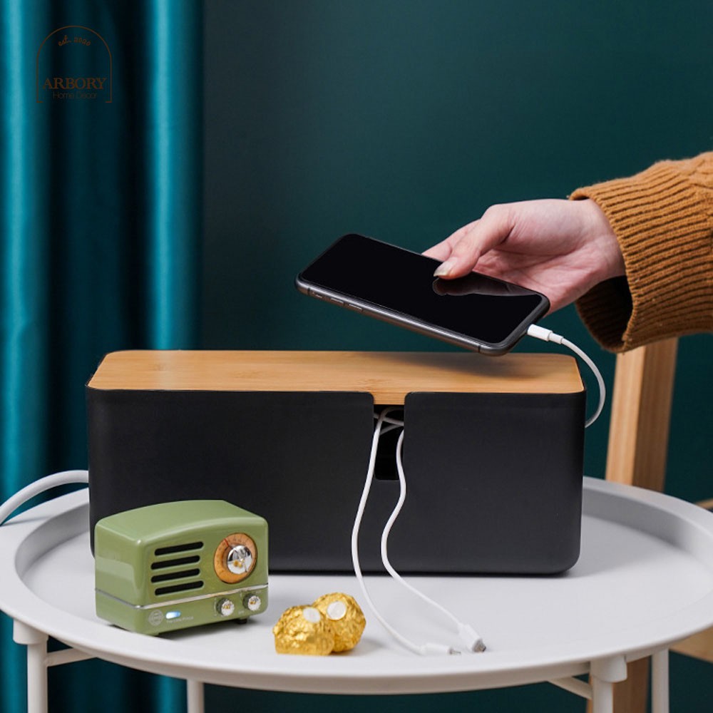 กล่องเก็บสายไฟ ใช้จัดระเบียบปลั๊กไฟ พร้อมฝาไม้ปิด สีเรียบ มินิมอล มีช่องให้ร้อยสายไฟหรือสายชาร์จเข้าออก - รูปที่ 2