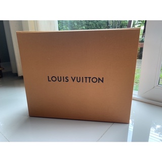 LV Box w40*H19*D33 cm