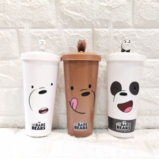 แก้วน้ำมีฝาและ Topper พร้อมหลอด ลายหนังการ์ตูนเรื่อง "We Bare Bears สามหมีจอมป่วน"
ของร้าน Miniso