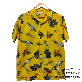 เสื้อฮาวาย รอบอก44" ผ้าลินิน+คอตตอน สีเหลืองสด เสื้อเชิ้ตฮาวายวินเทจไซส์ใหญ่ มือสอง สภาพดีมาก / Used Hawaii Shirt