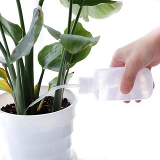 กระบอกรดน้ำ ขวดบีบพลาสติก ปากแหลม สารเคมี ทินเนอร์ ปุ๋ย Watering bottle น้ำกลั่น กาว น้ำมัน แอลกอฮอล