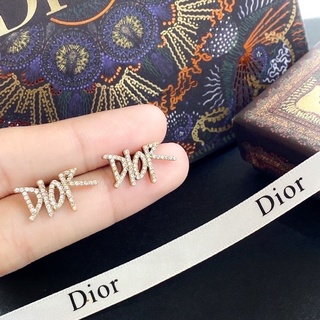 ต่างหู dior Hiend1:1 พร้อมถุงpvc