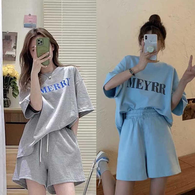 ชุดเซ็ทสไตล์มินิมอลทรงสวย เสื้อผ้าผู้หญิงเนื้อผ้าฝ้ายนิ่มมาก ชุดเซ็ทกางเกงขาสั้นน่ารักสุดๆ