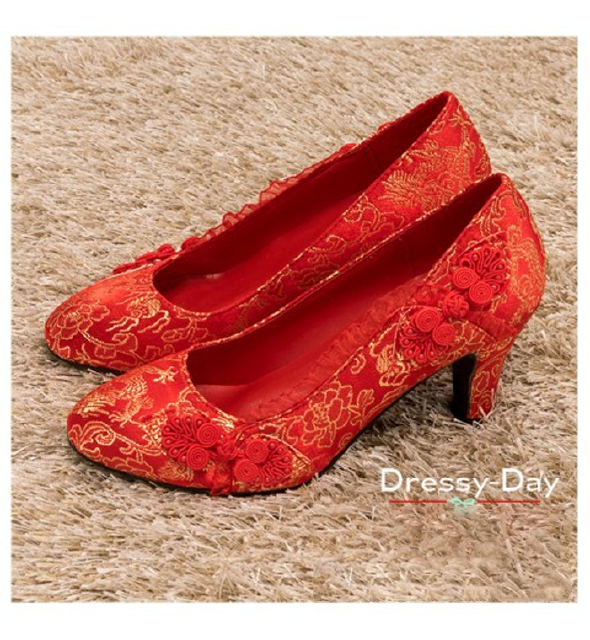 รองเท้ากี่เพ้า สูง 2.5 นิ้ว รองเท้าเจ้าสาวใส่คู่กับชุดกี่เพ้า ชุดยกน้ำชา สวย หรู หราแบบจัดเต็ม พร้อมส่ง RR008-RED แดง